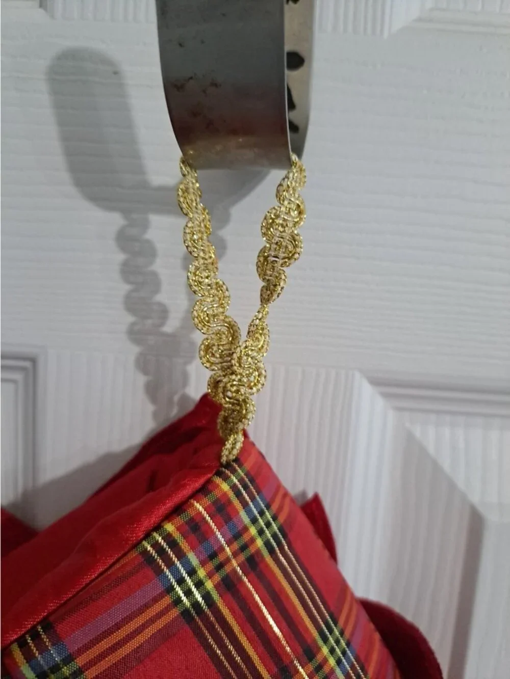 Unbranded this red
